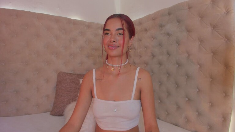 Alanna_Blakes's Streamate show and profile