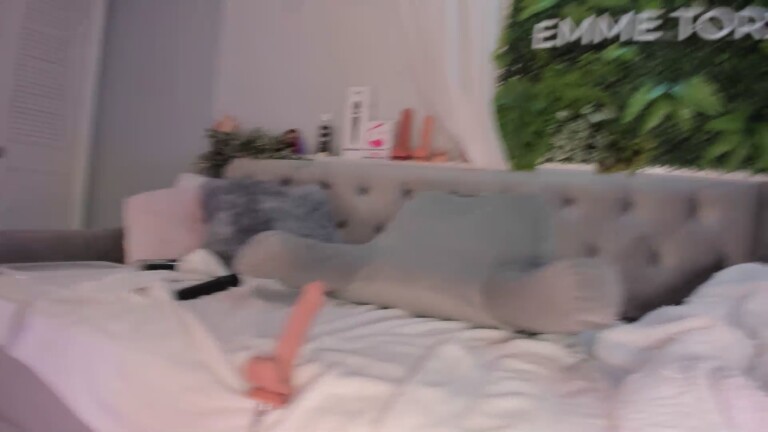 EmmeTorx's Streamate show and profile