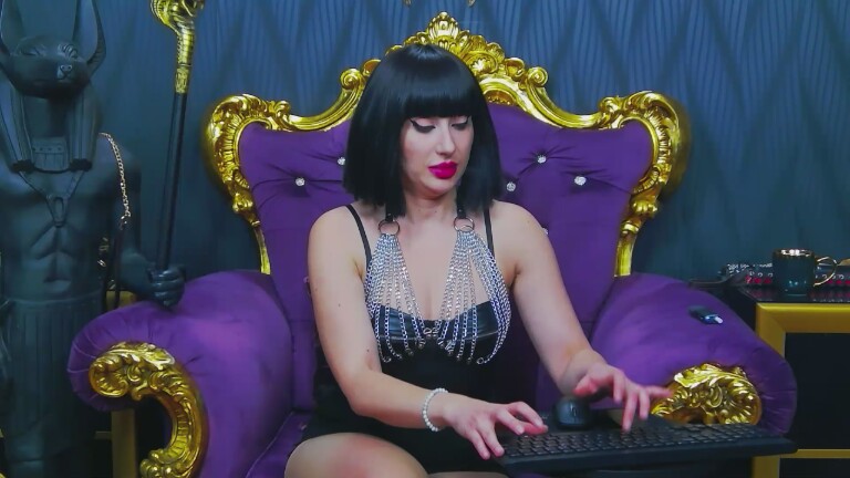 LaraMaeve's Streamate show and profile