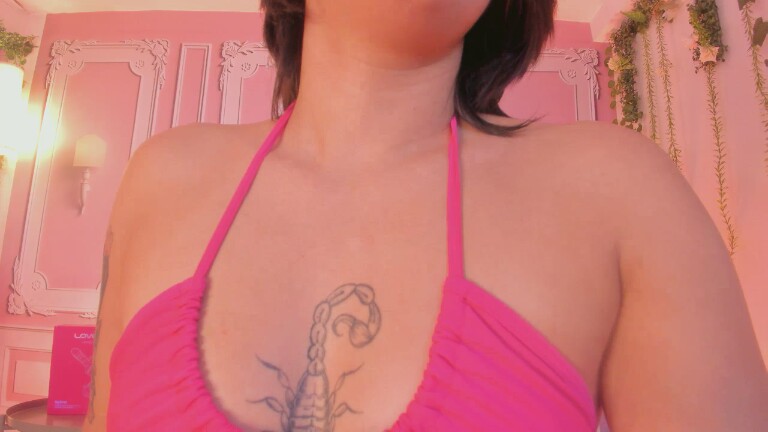 NaraSuarez's Streamate show and profile