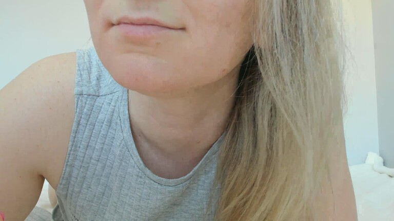 XxSweety_GirlxX's Streamate show and profile