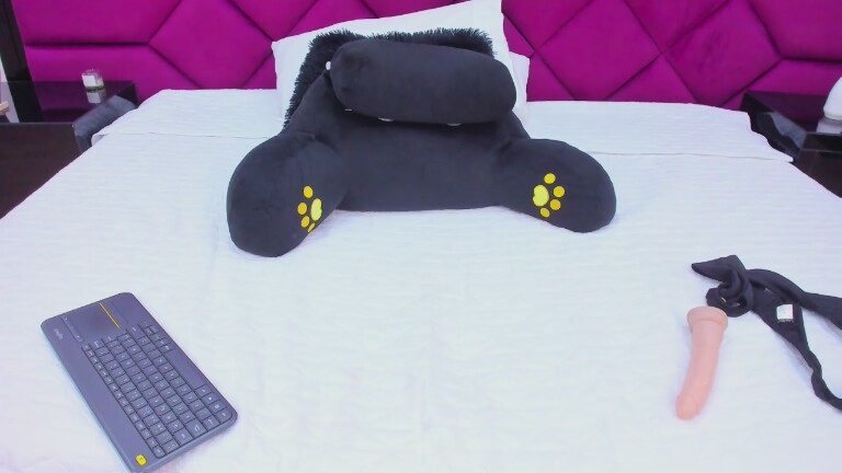 AlessaMills's Streamate show and profile