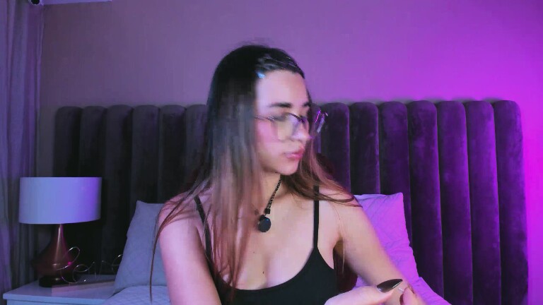 AuraRosse's Streamate show and profile