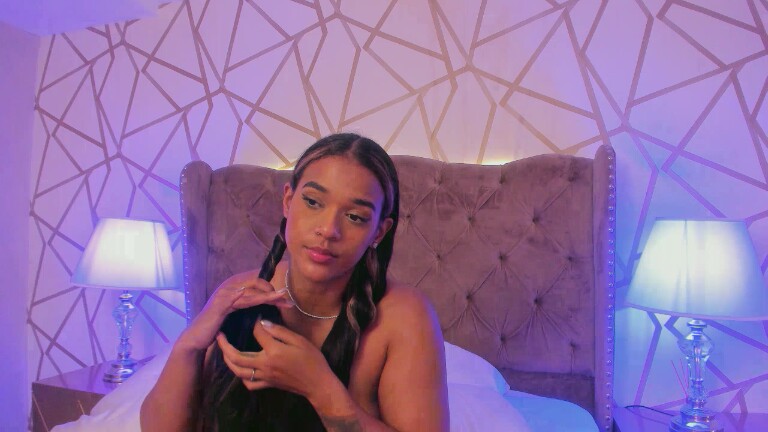 SaschaFit's Streamate show and profile