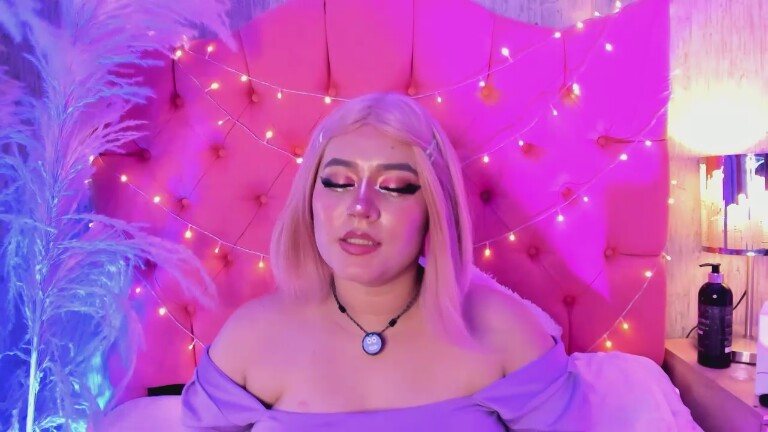 SakuraDilucas's Streamate show and profile