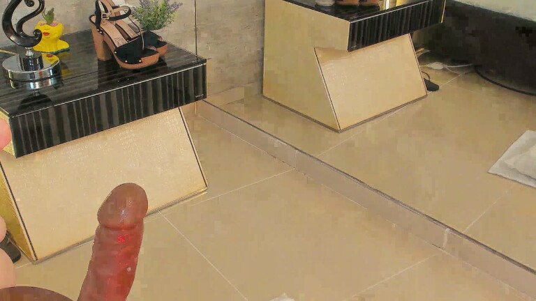 TaniaKatts's Streamate show and profile