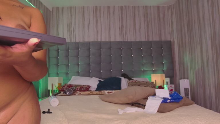 Pocahontasfg's Streamate show and profile