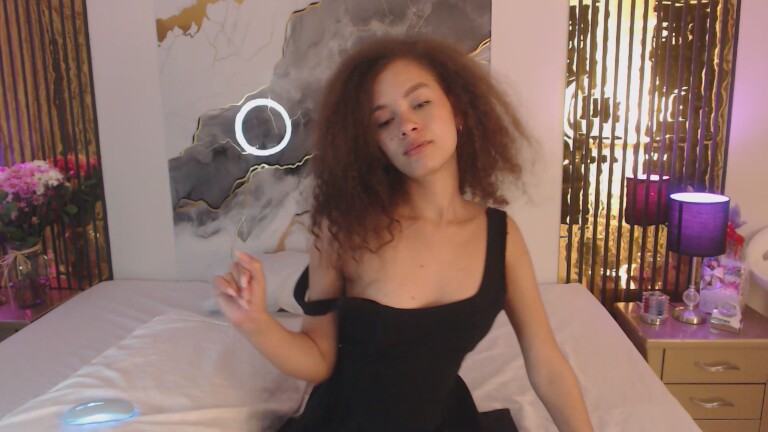 MiticaBrenner's Streamate show and profile