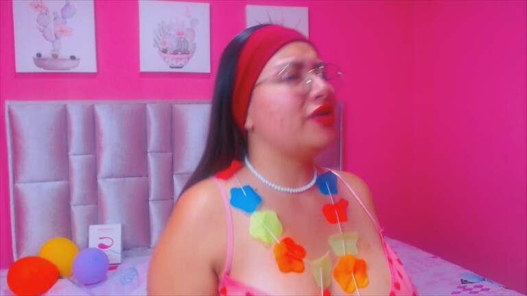 RosyRosse's Streamate show and profile