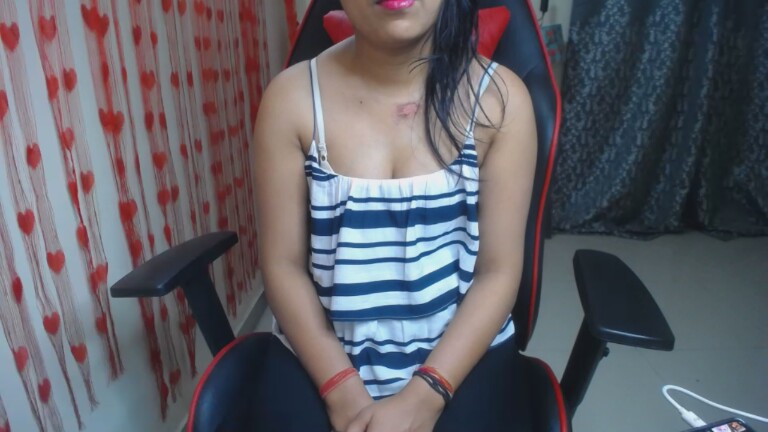 Juicy_candy68's Streamate show and profile