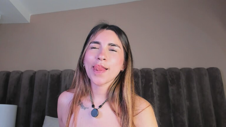 AuraRosse's Streamate show and profile