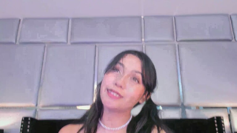 EmilyBlack69's Streamate show and profile