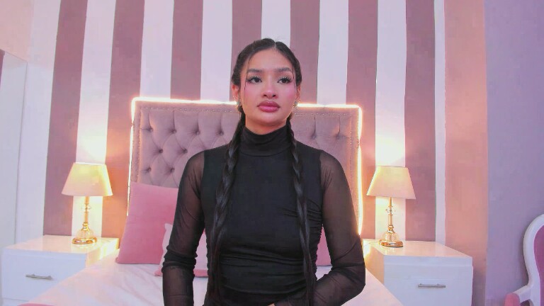 AuraClark's Streamate show and profile