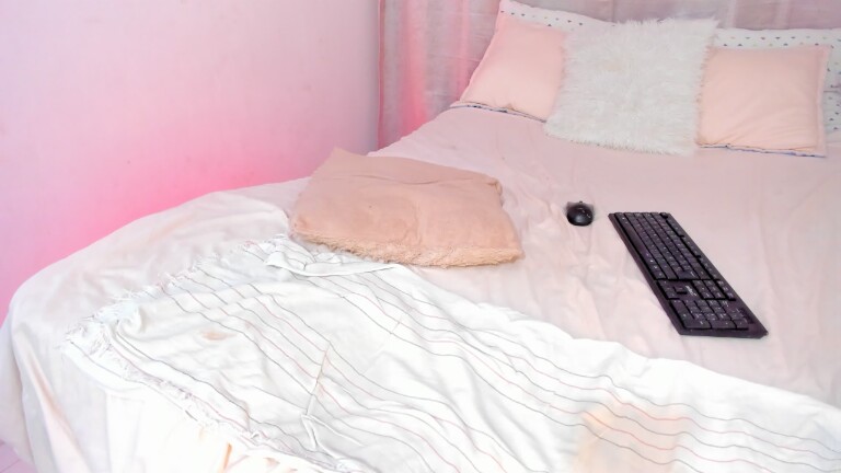 LolaAddams's Streamate show and profile