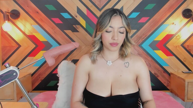 CelesteRiioz's Streamate show and profile