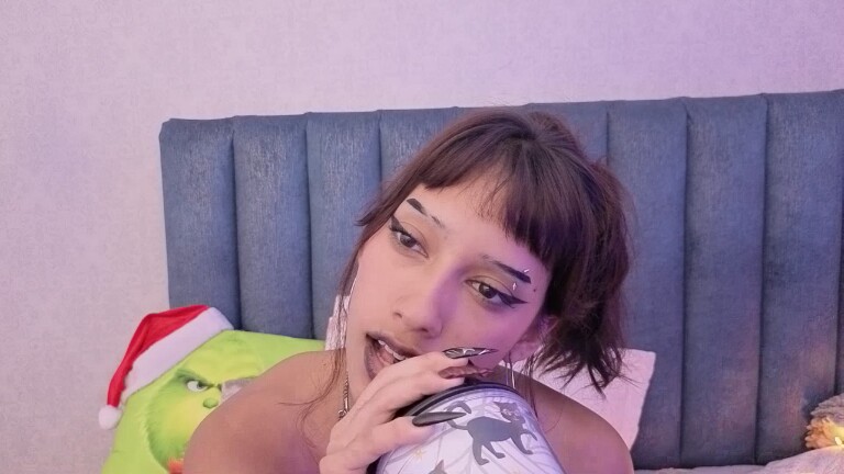 LiliBrooks's Streamate show and profile