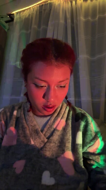 Ameliees's Streamate show and profile