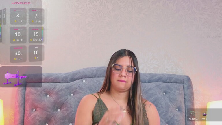 ZafiroClean's Streamate show and profile