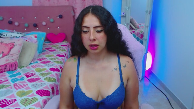 AliceeSiimpson's Streamate show and profile