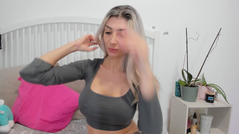 RichardaLove's Streamate show and profile