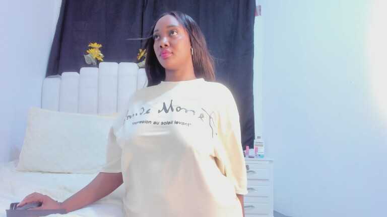 RoxanaBlanche's Streamate show and profile