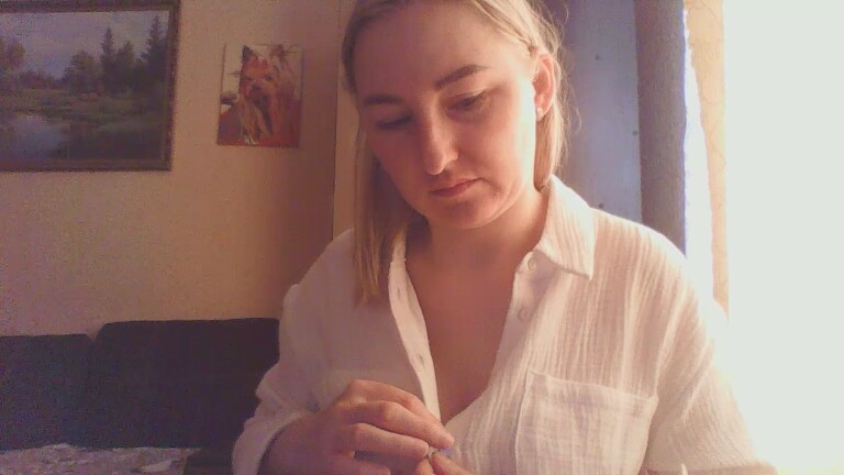 KseNyX's Streamate show and profile