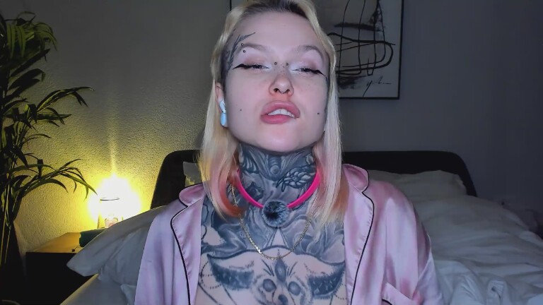 UrAlexis's Streamate show and profile