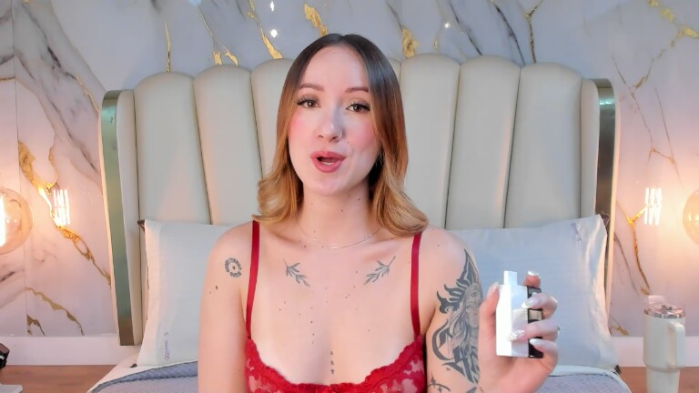 HannahLane's Streamate show and profile