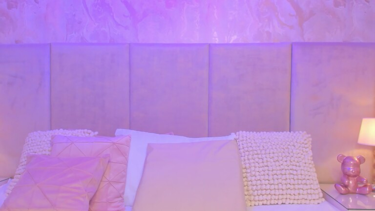 VenusMillan's Streamate show and profile