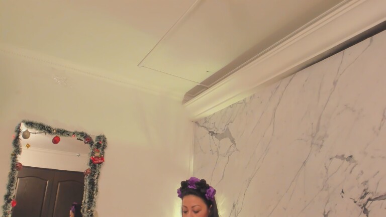 ViolettaThonsomS's Streamate show and profile