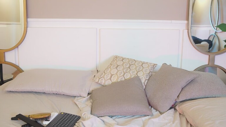 ElhaLust's Streamate show and profile