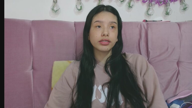 ZakuraPrincess's Streamate show and profile