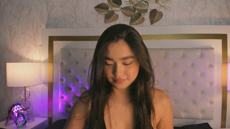 Mia_Ferreer's Streamate show and profile