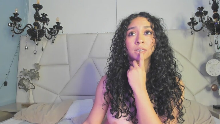 ScarlettFlever's Streamate show and profile