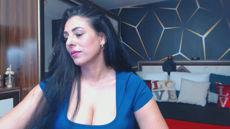 Curly_Sexy's Streamate show and profile