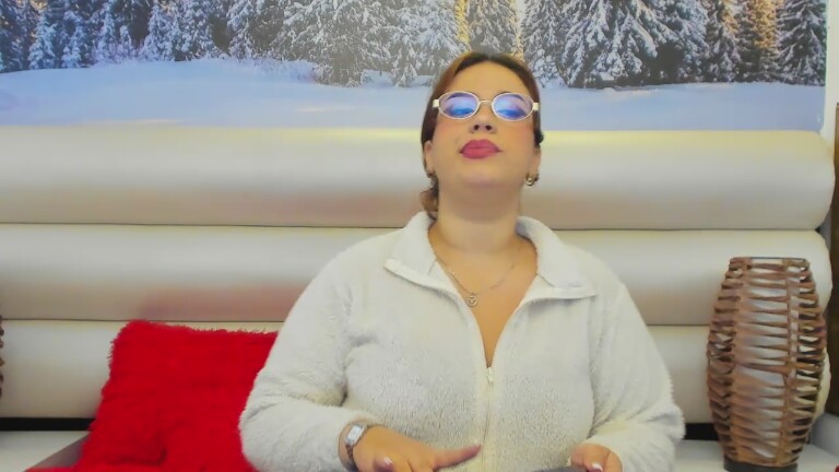 Millyjohnson's Streamate show and profile