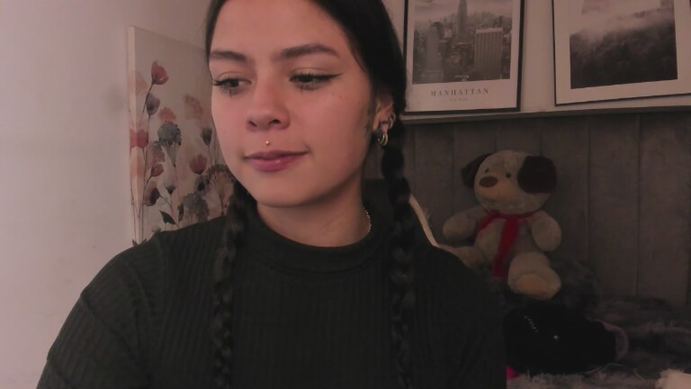 Kikivelvet's Streamate show and profile