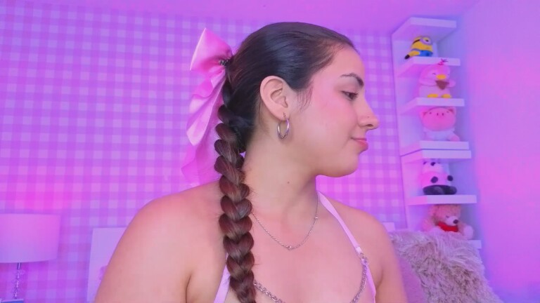 BellaDavies's Streamate show and profile