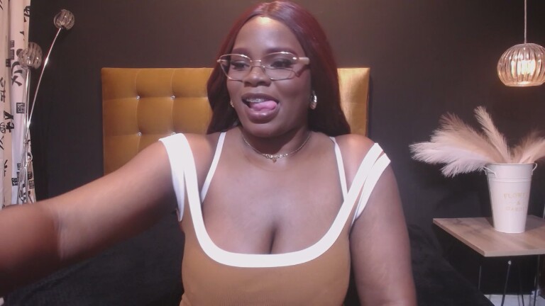 SkyllerFoxy's Streamate show and profile