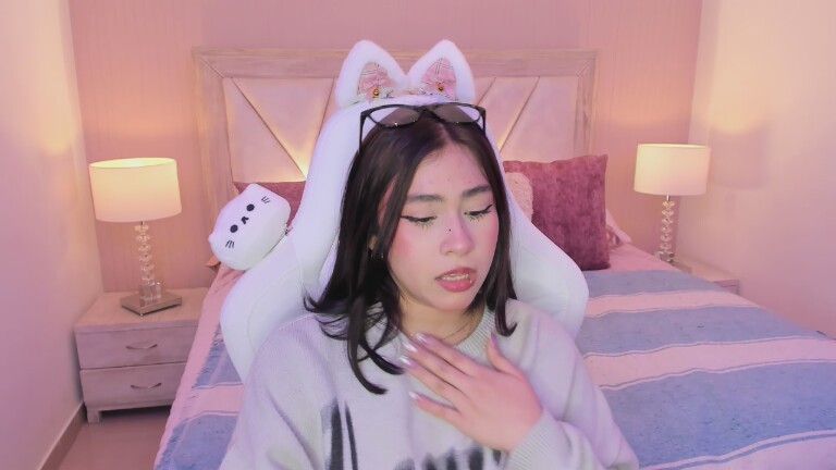 SophiaColinns's Streamate show and profile