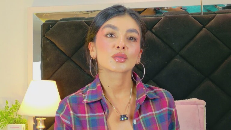 HollyBrensone's Streamate show and profile