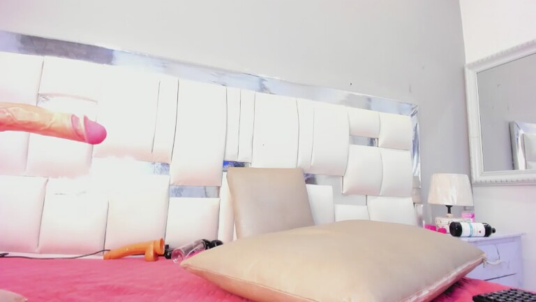 EvaJohhnss's Streamate show and profile