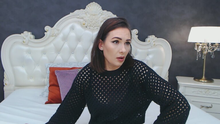 KarinaWinters's Streamate show and profile