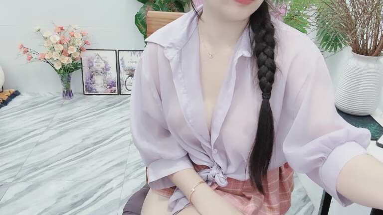 Sweet_titi's Streamate show and profile