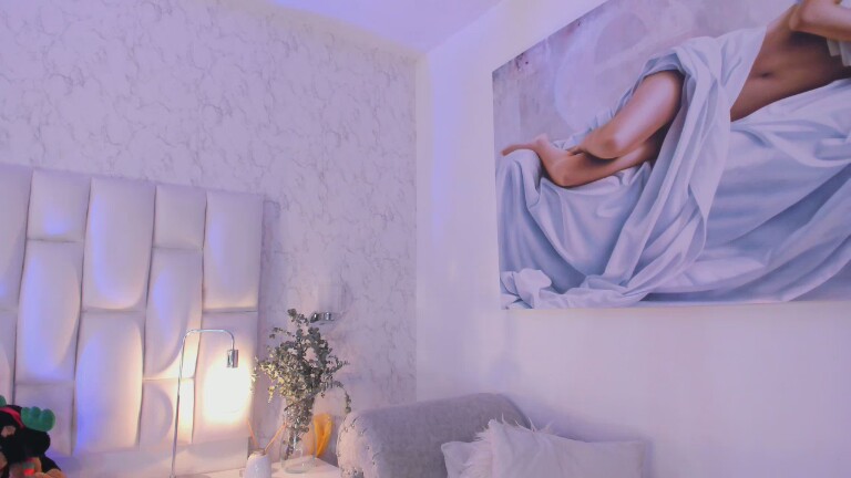 Mia_Greys's Streamate show and profile