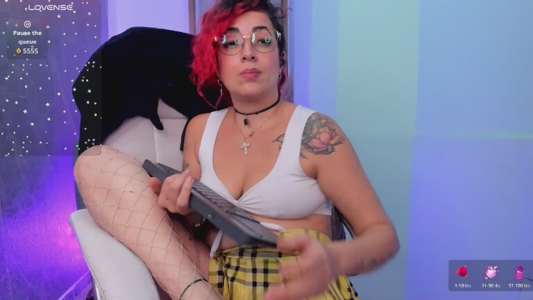 RoxanneStorm's Streamate show and profile