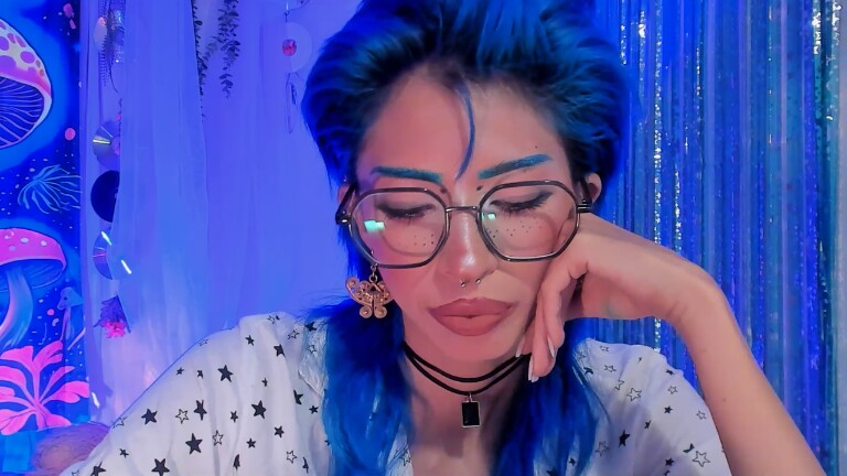 TinaRoberts19's Streamate show and profile