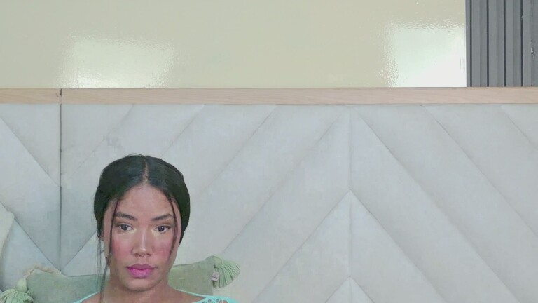 KarinaSanz's Streamate show and profile