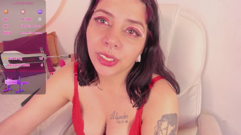 Emily_santoss's Streamate show and profile