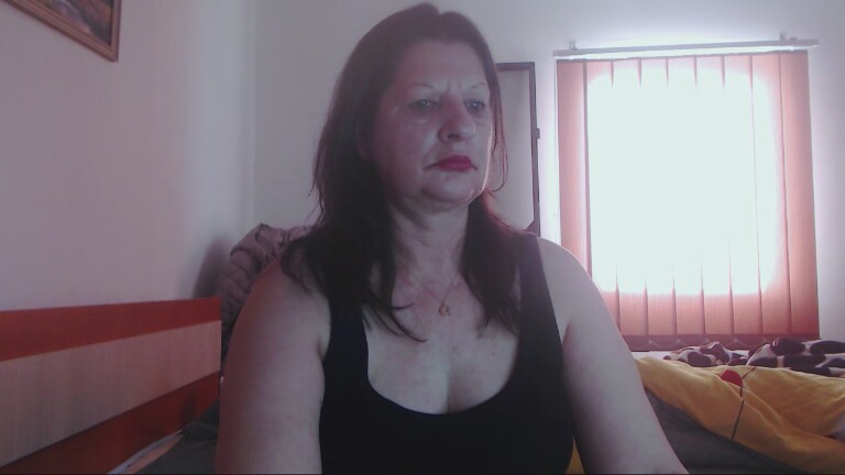 ExtasyMature's Streamate show and profile